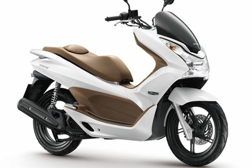 Honda PCX 150cc or similar