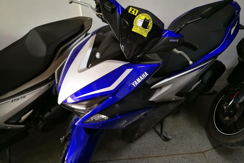 Yamaha Aerox R 155 or similar