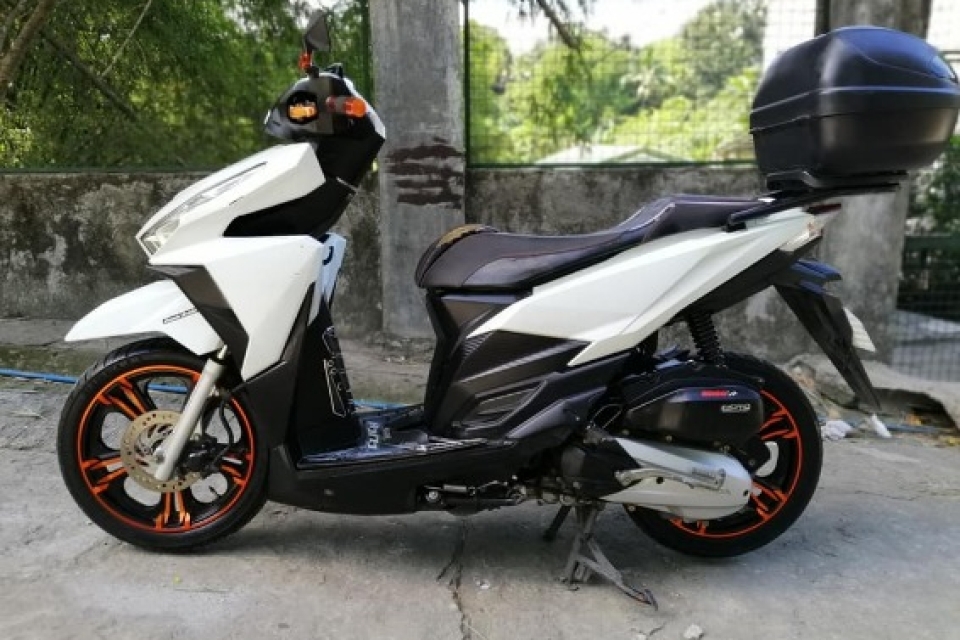 Honda Click 125i or similar