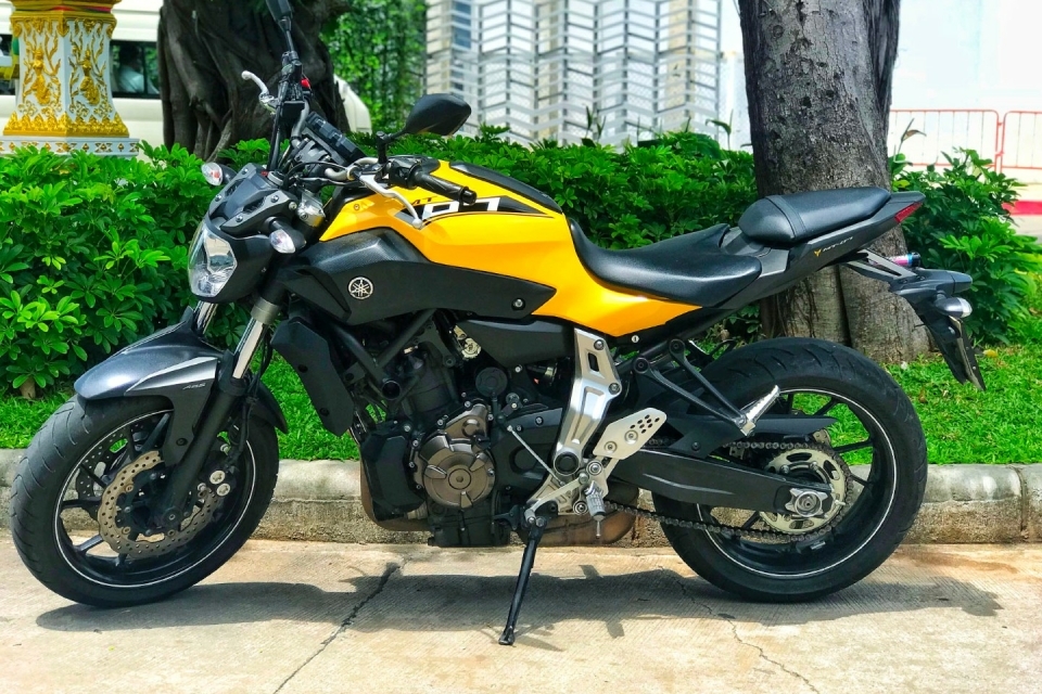 Yamaha MT-07 or similar