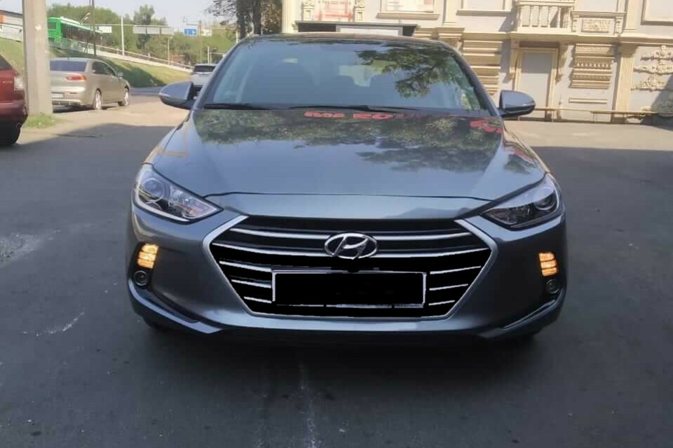 Hyundai Elantra