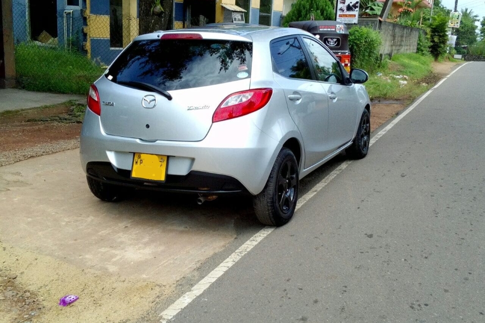 Mazda Demio