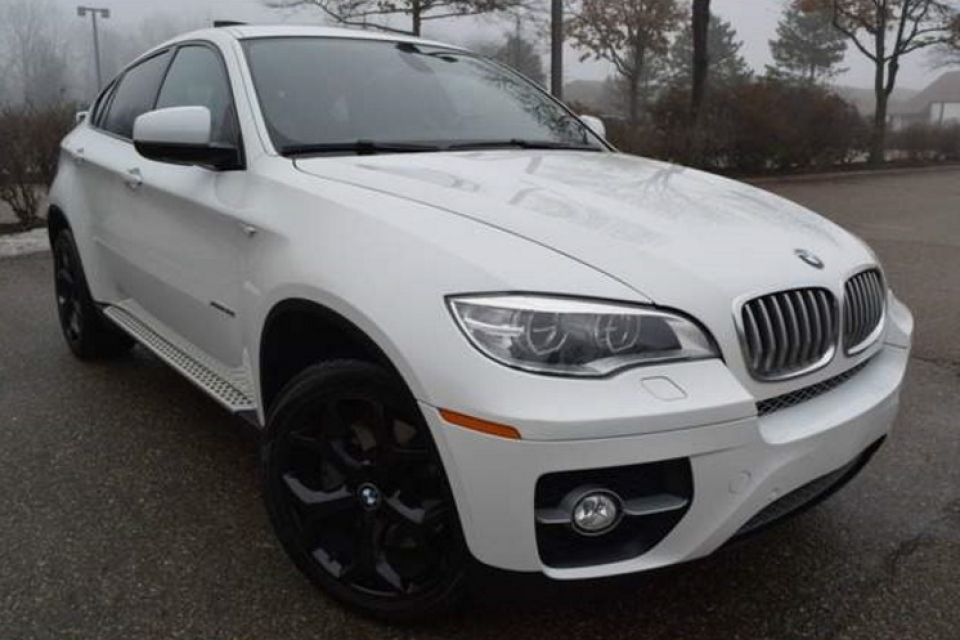 BMW X6