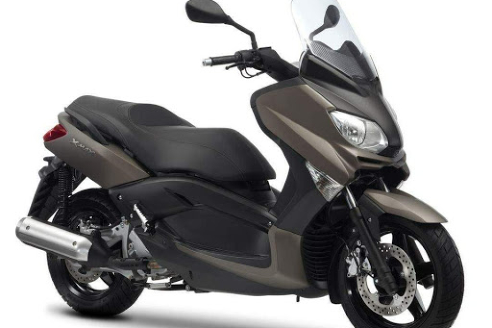 Yamaha X-Max 250