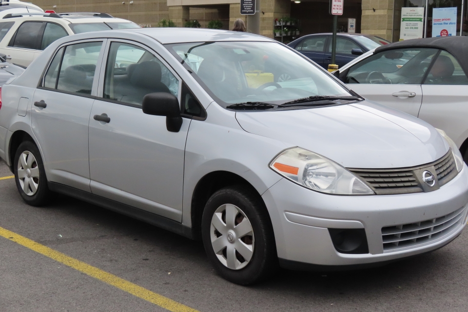 Nissan Versa