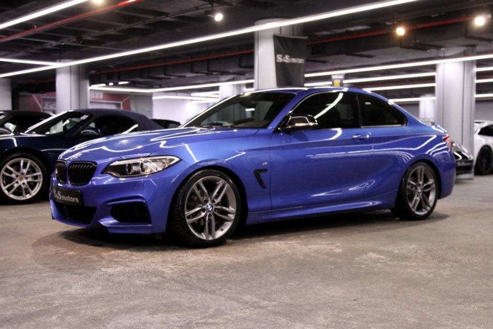 BMW 2 series