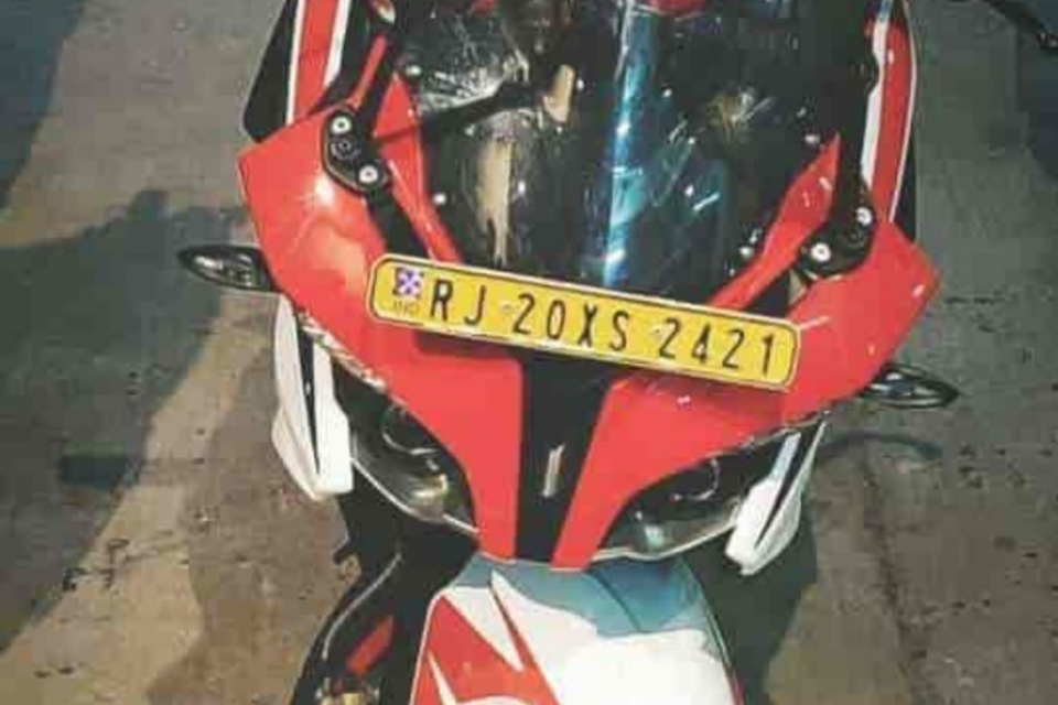 BAJAJ Pulsar