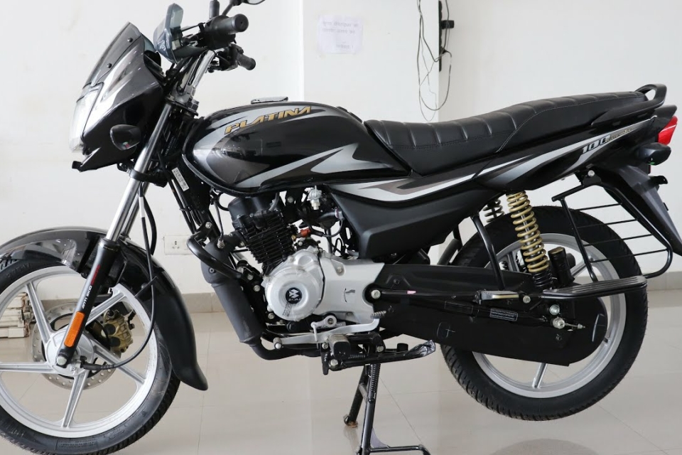 BAJAJ Platina