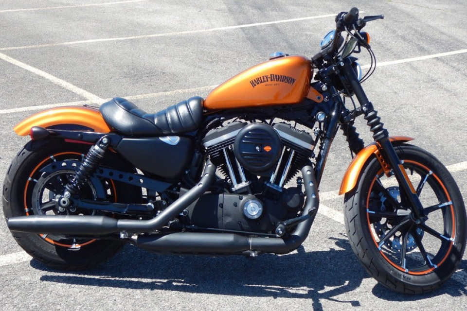 Harley-Davidson 883 Sportster Standard