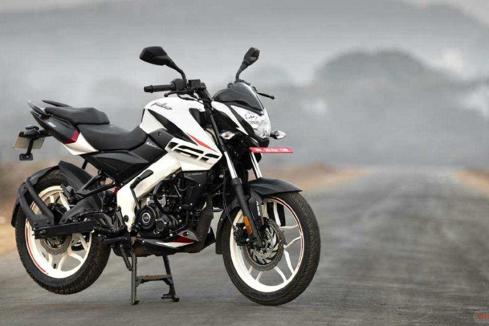 BAJAJ Pulsar