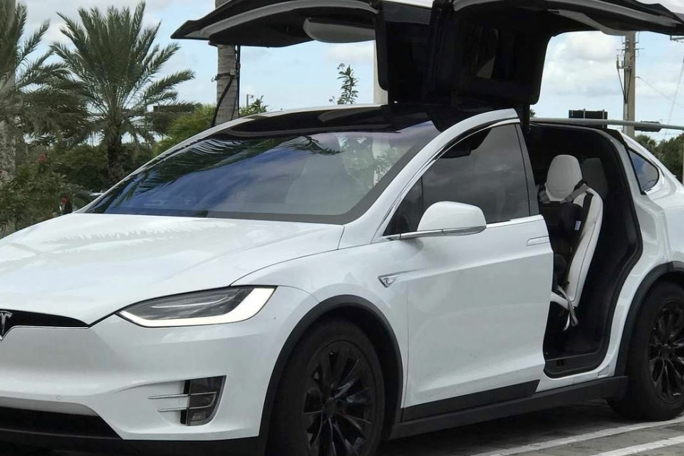 Tesla Model X