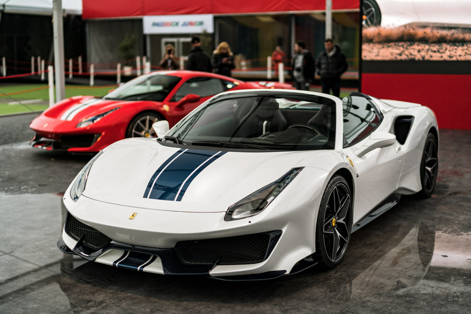 Ferrari 488