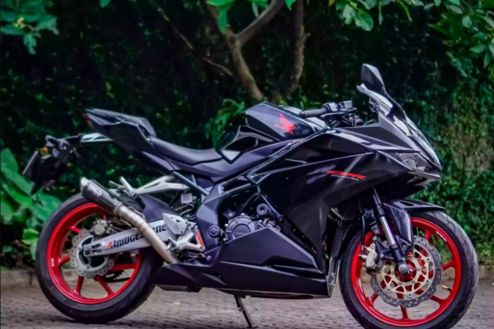 Honda CBR 250 RR