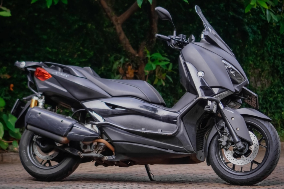 Yamaha X-Max 250