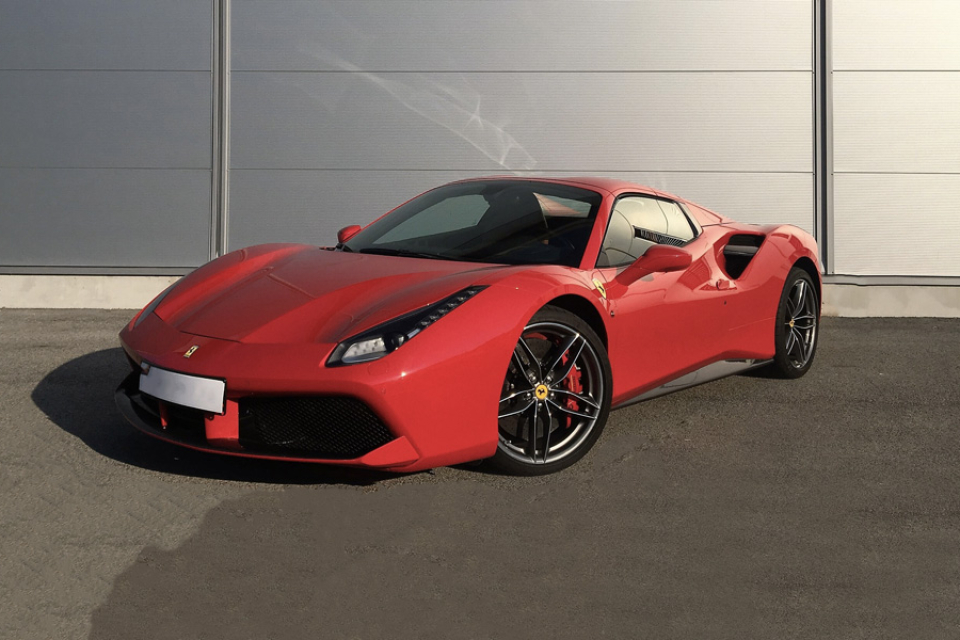 Ferrari 488